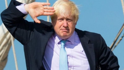 رئيس الوزراء البريطاني يلوّح بنشر قوات في اليمن