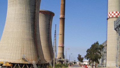 رئيس حكومة الأسد يشكر إيران ويترقب مزيدا من نفطها وغازها