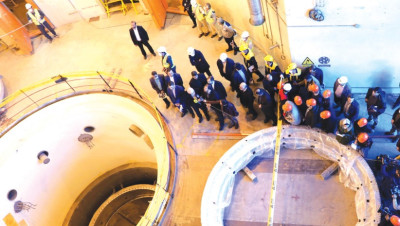 كتاب يسلط الضوء على مساعي إيران لامتلاك القنبلة النووية