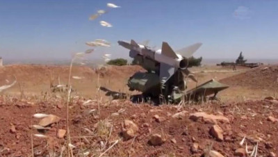 جيش "الأسد" يجري تدريبات تحاكي "هجوما جويا افتراضيا"