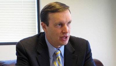 "عصا العقوبات".. مسؤول أمريكي يتوعد لبنان بسبب نفط إيران