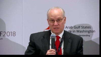 "تيم ليندركينغ" يجري جولة إقليمية لبحث تداعيات هجوم الحوثيين في مأرب