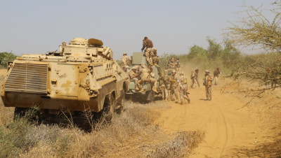 التحالف يدمر 8 آليات للحوثيين في حجة