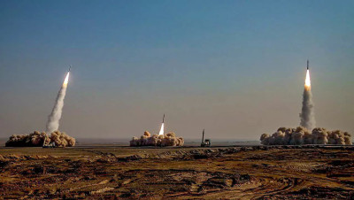 مزاعم إيرانية بقصف إسرائيل بـ50 صاروخا