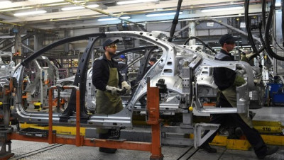 روسيا تطلب قطع غيار للسيارات من إيران