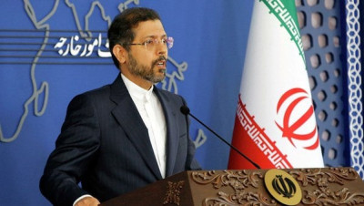 إيران تدين القصف الإسرائيلي على مواقعها في سوريا