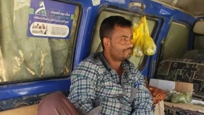 أهم مخرج صحفي يمني يتحول لبائع قات في صنعاء