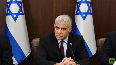 يائير لابيد: إسرائيل ستدافع عن نفسها في مواجهة "حزب الله"