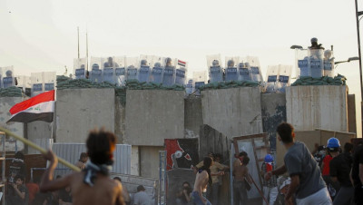 بغداد تختنق.. جسور مغلقة وانتشار أمني كثيف