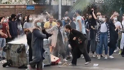 الأمن الإيراني يقتل 8 متظاهرين خلال يوم واحد ووصول عدد القتلى لـ252 شخصا