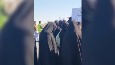 بالفيديو.. مظاهرة نسائية في بلوشستان الإيرانية