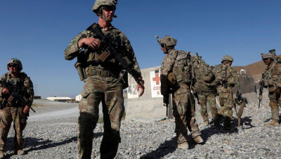 بمكافآت مالية.. هكذا استأجرت إيـران حركة طـالبان لاستهداف القوات الأمريكية في أفغانستان