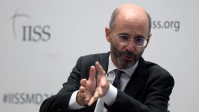 المبعوث الأميركي لإيران: الخيار العسكري مع إيران مطروح على الطاولة