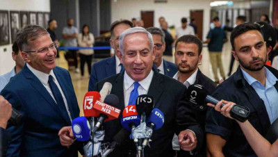 "نتنياهو": لن نسمح لإيران بالتمركز على الحدود الشمالية