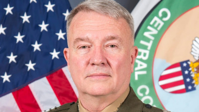 قبيل توجهه للشرق الأوسط.. ماكنزي: هناك فرصة جديدة للتفاوض مع إيران