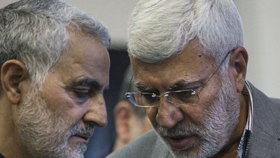 تأخرت طائرته ساعة في دمشق.. هل باع النظام السوري "سليماني"؟