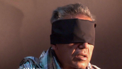 إعلام الحـرس الثـوري ينشر أول صورة للمعارض الإيراني بعد اعتقاله