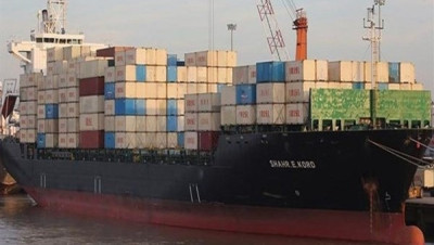 لأول مرة إيران تنشر صورا وفيديوهات لسفينتها التي استهدفت قبالة سوريا