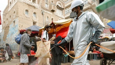 بسبب كورونا.. وزير يمني يفتح النار على الحوثيين