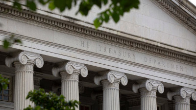 إيران.. عقوبات أمريكية ضد قاضيين