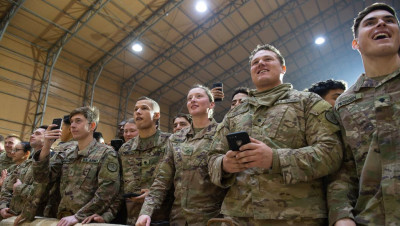 إيران.. الـحرس الثـوري يتبنى إطلاق صواريخ بالتسية على قاعدة عين الأسد في العراق