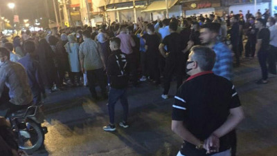 الاحتجاجات تشتعل مجددا في إيـران والأمن ينفذ حملة اعتقالات