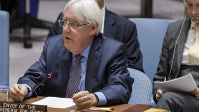 "غريفيث" يثني على جهود السعودية لإعادة الشرعية إلى عدن