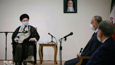 خلال لقائه مع "الكاظمي".. "خامـنئي" يهدد أمريكا