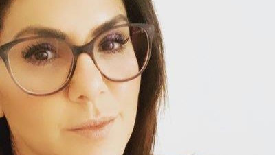 ابنة الإيرانية المعتقلة ناهيد تقوى: والدتي في السجن الانفرادي وتتعرض للتعذيب