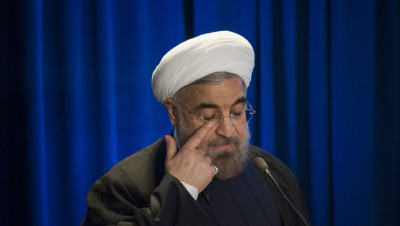 إيـران تواجه أزمة حادة في تأمين القطع الأجنبي.. هل ترضخ للتفاوض؟