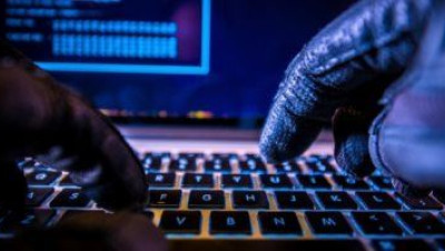 مدعون أمريكيون يتهمون إيرانيين بـ"القرصنة" الإلكترونية