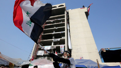 العراق.. إضراب عام و"العامري والمالكي" يحاولان الالتفاف على الثورة