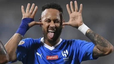 مدرب الهلال السعودي يستبعد نيمار من البطولات المحلية ويبحث عن بديل شاب: خطوة مثيرة للجدل