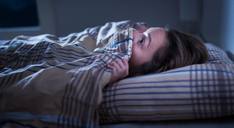 تفسير كلام الميت في المنام لابن سيرين والنابلسي: هل يُعَدُّ صادقًا؟