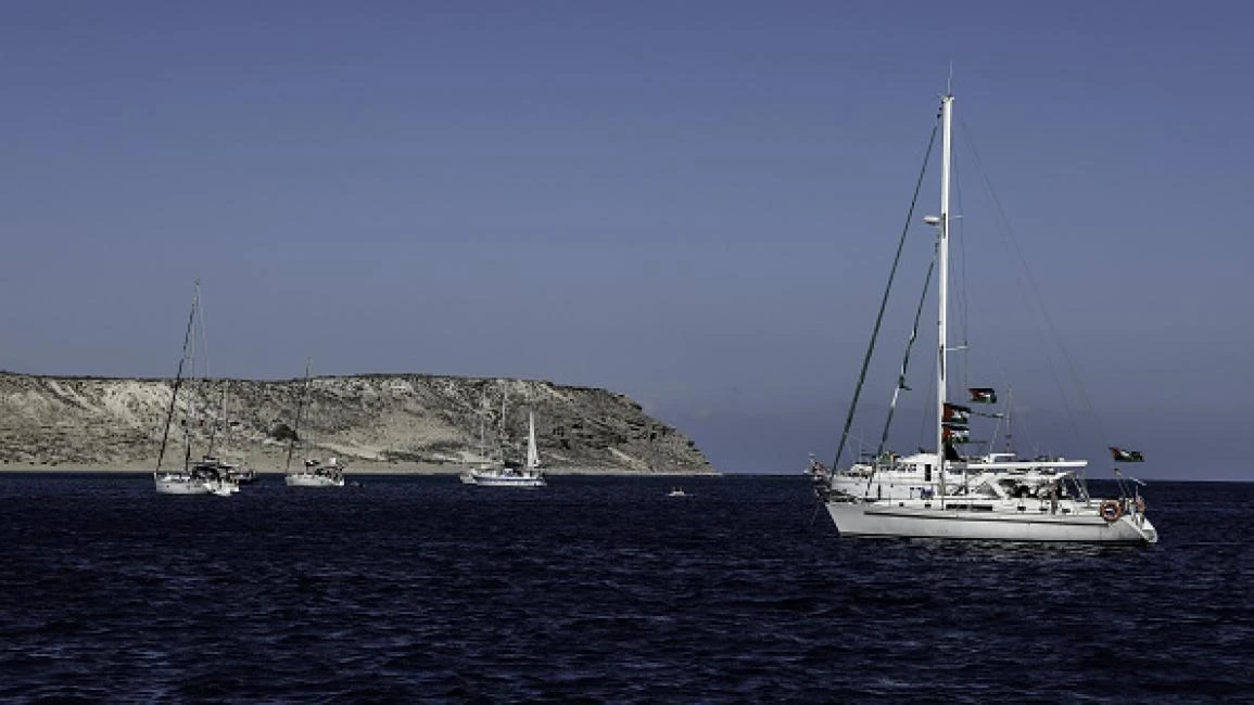 أسطول الصمود | السفن تدخل منطقة "الخطر الشديد" وسط مضايقات إسرائيلية