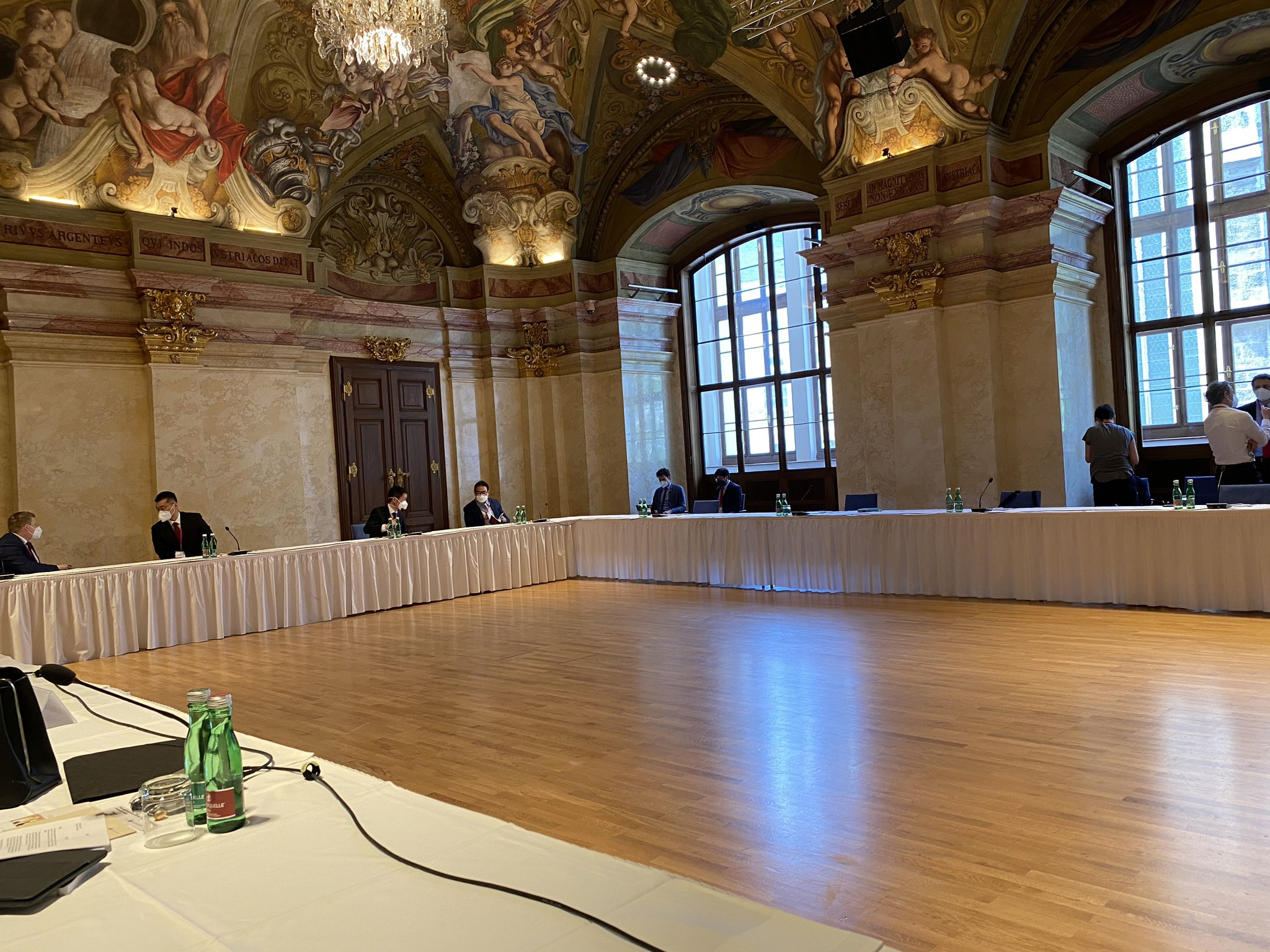 مصادر أوروبية: ثمة قضايا خلافية تعيق التوصل إلى اتفاق بين واشنطن وطهران في فيينا