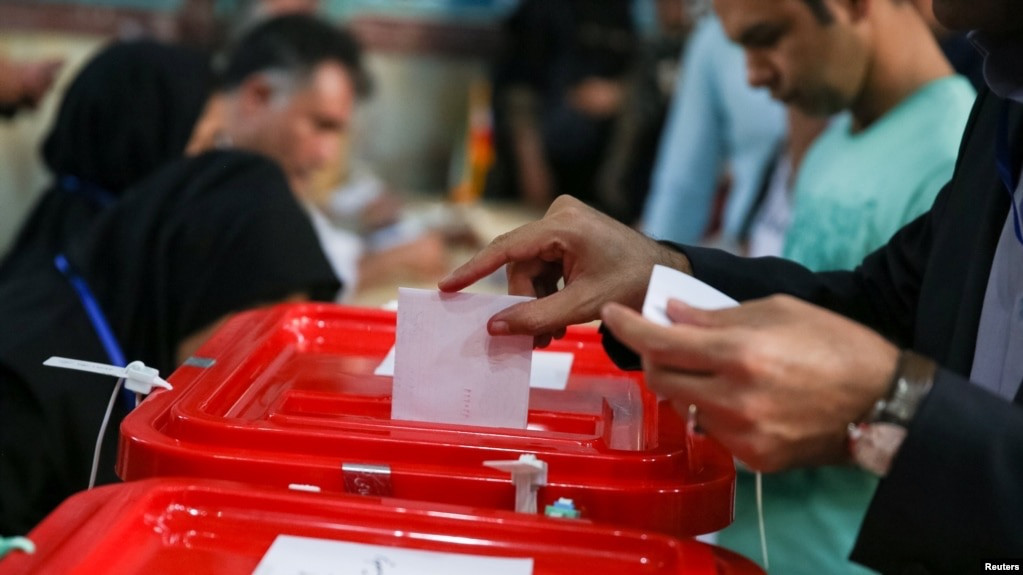 الانتخابات الرئاسية في إيران.. الاختيار بين السيئ والأسوأ