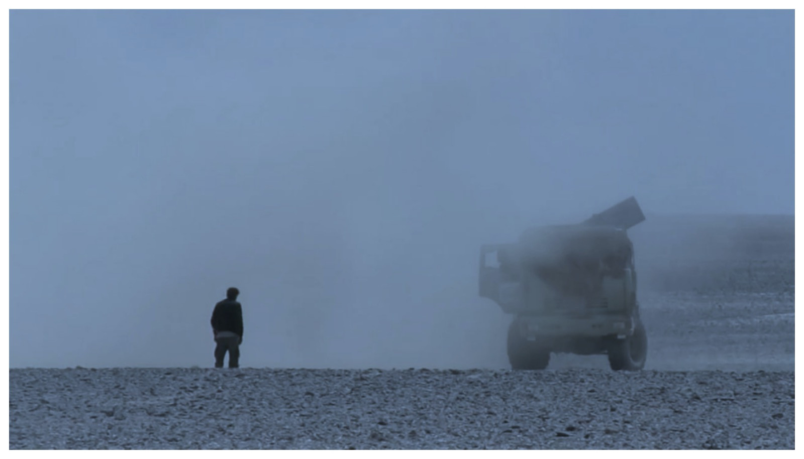 بمشاركة راجمات صواريخ.. "حزب الله" يجري مناورات عسكرية في البادية السورية