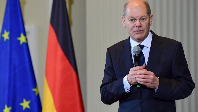 المستشار الألماني "ينتقد بشدة" قمع الاحتجاجات في إيران