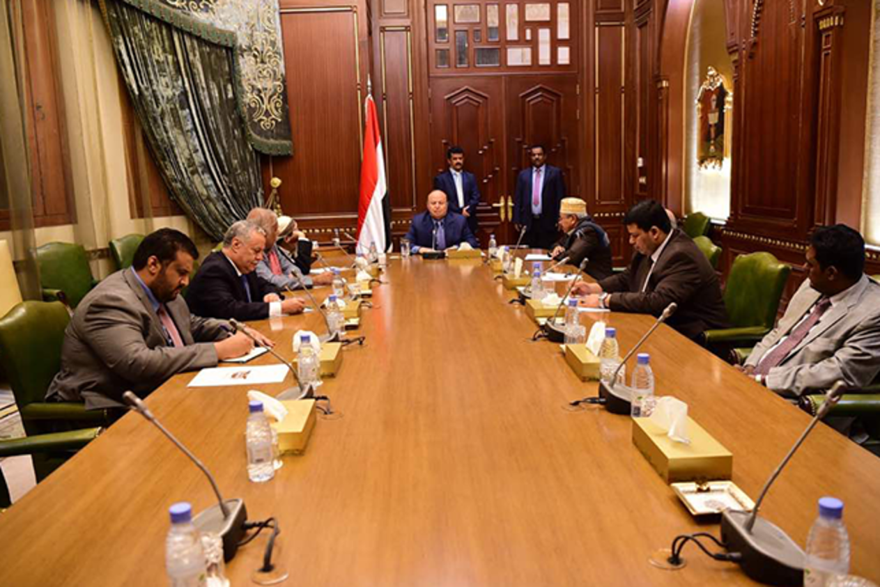 اليمن.. الشرعية تشترط انسحاب الانفصاليين من عدن مقابل الحوار