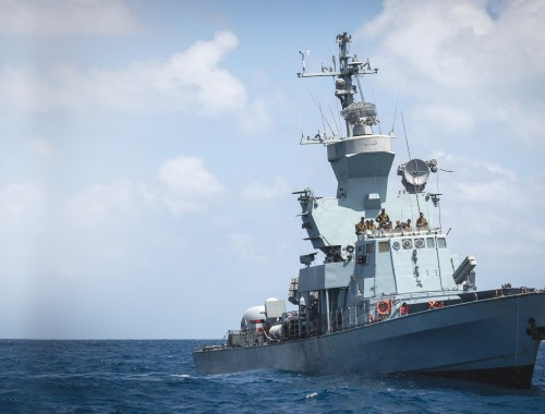 صحيفة تكشف خسائر "حـزب الله" اللبناني جراء استهداف السفن الإيرانية