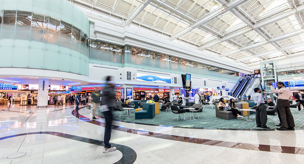 طائرة مسيرة تعطل حركة الملاحة الجوية بمطار دبي لفترة وجيزة