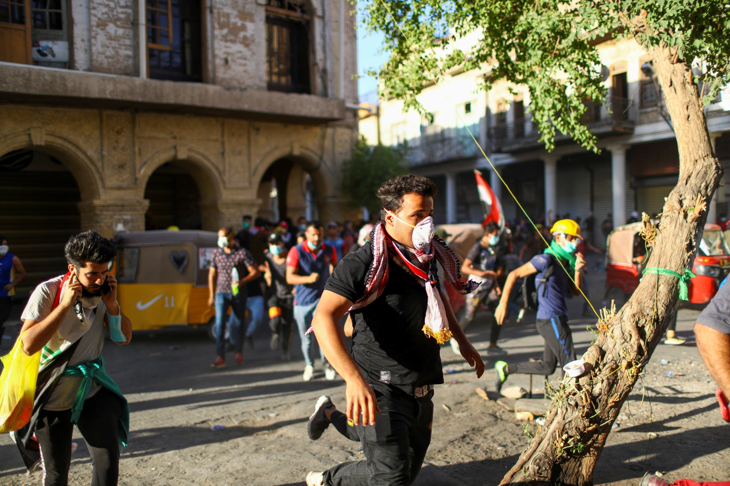 بقيادة الصدر والسيستاني وسليماني.. اتفاق على وأد ثورة العراقيين