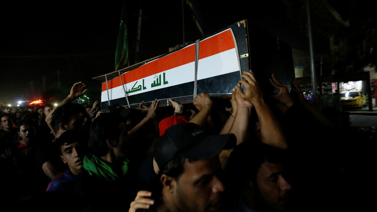 نائب برلماني يكشف عن الجهة التي تقنص متظاهري العراق