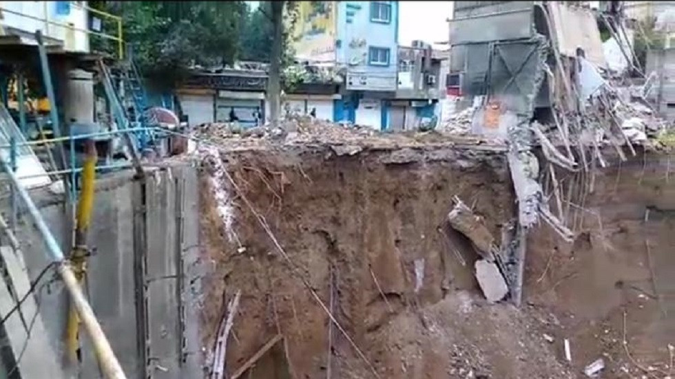 بالفيديو.. قتلى في انهيار مبنى جنوب طهران