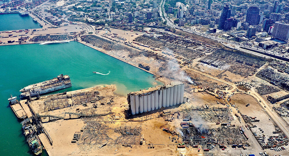 لبنان.. توقيف 16 موظفا في مرفأ بيروت