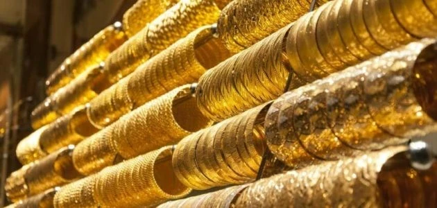 تفسير رؤية الذهب في يد الميت.. أكثر من دلالة احذرهم