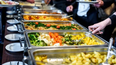 هل يخطط عمال سوريون لتسميم الطعام في العراق؟ الجهات الرسمية ترد