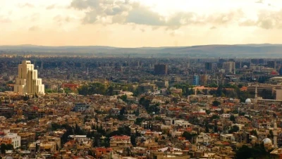 جبل قاسيون: رمز التاريخ والثقافة في قلب دمشق