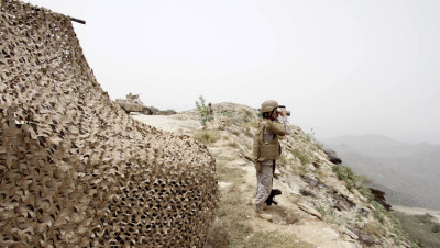 "الحوثيون" يعلنون استهداف "موقع مهم" في السعودية والتحالف يرد